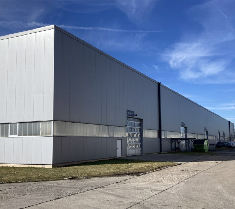halle-3